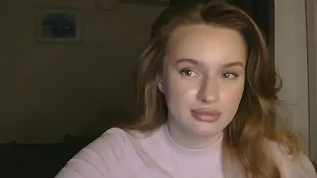 Lorivess on StripChat