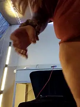 Love86Emily on StripChat