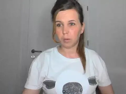 loveis007 on StripChat