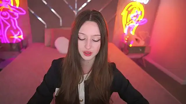 LovelyAngelyy on StripChat