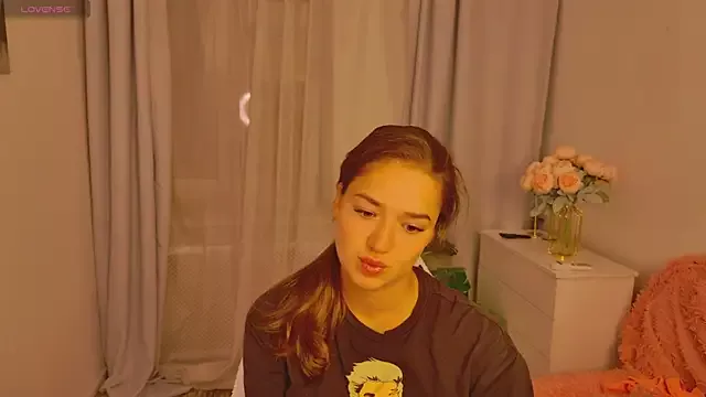 Freechat LovelyJessie on StripChat