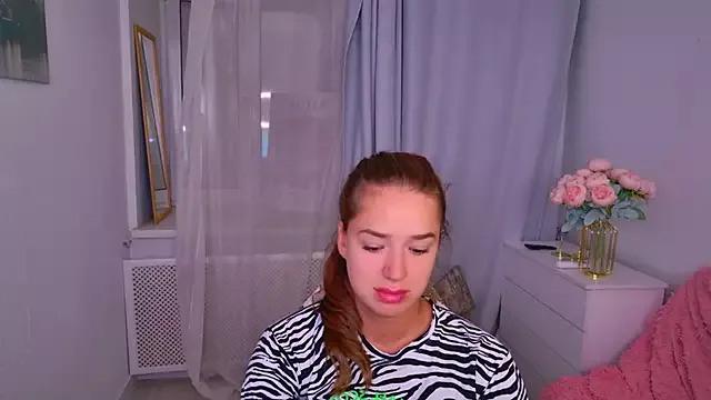 Freechat LovelyJessie on StripChat