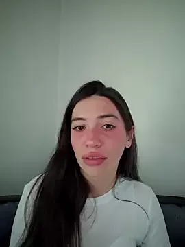 Offline loveuu-bae on StripChat