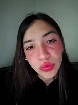 Offline loveuu-bae on StripChat