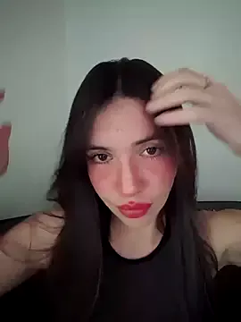 Offline loveuu-bae on StripChat