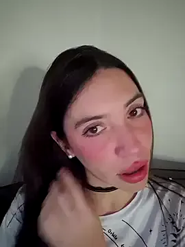 Offline loveuu-bae on StripChat