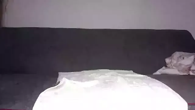 Freechat Luccreccia_ on StripChat