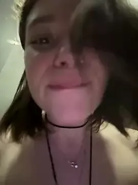 Offline lucy-joy on StripChat