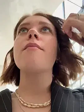 Offline lucy-joy on StripChat