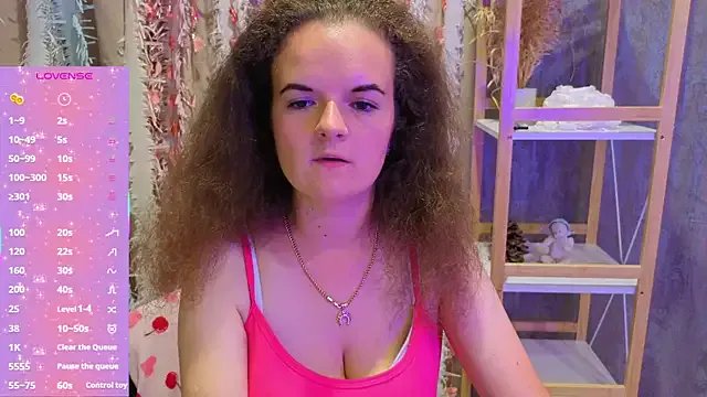 Luisa_Rosee on StripChat