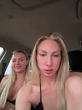 LuisaBecker on StripChat