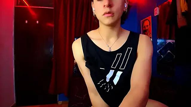 Offline Luke_Howland on StripChat