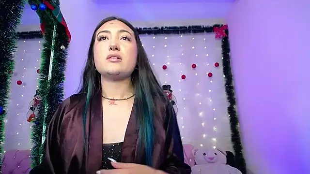 LunaAponte on StripChat