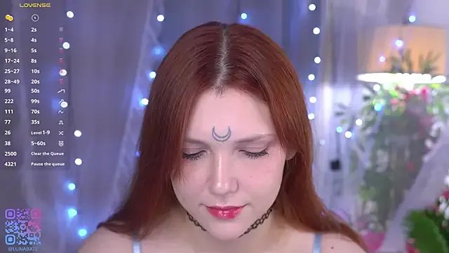 Lunabate on StripChat