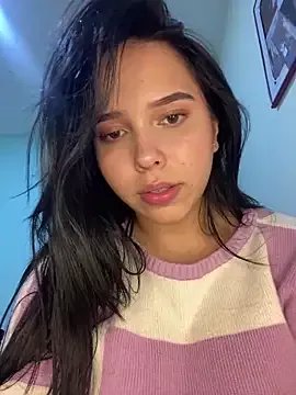 LunaCandy_ on StripChat