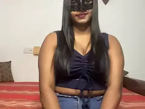 Offline LustInLips on StripChat