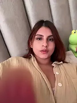 Luu_Princess on StripChat