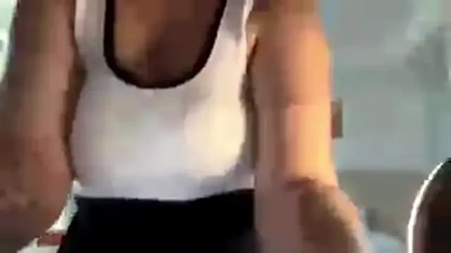 LuxureMia on StripChat