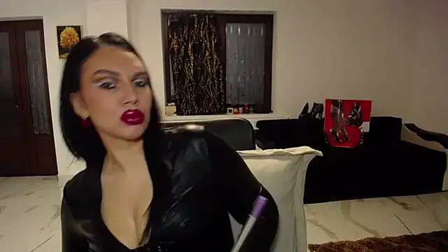 LUXURYMISTRESS on StripChat