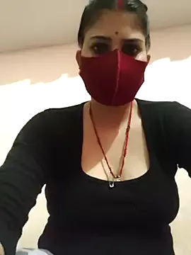 Offline maahi-satva on StripChat