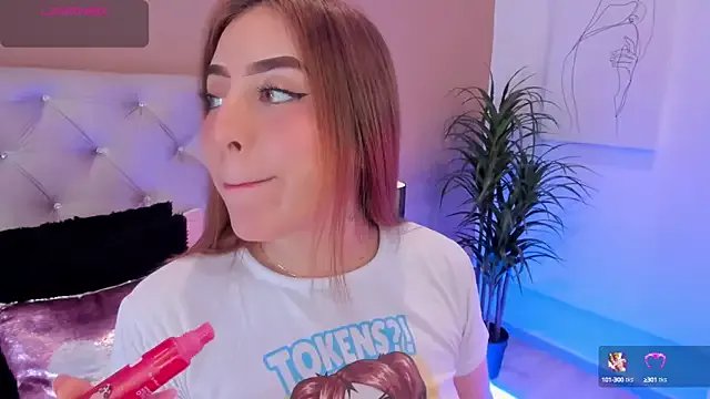 MaddyyLennon on StripChat