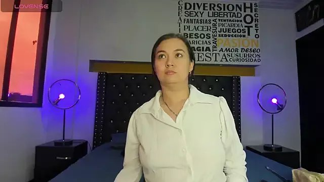 MADISSONLOVE_ on StripChat