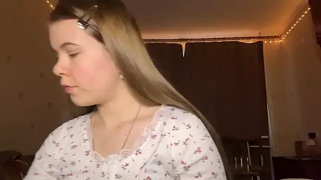 MaevAmy on StripChat