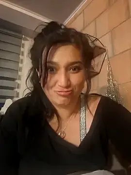 Magenta_Moon on StripChat