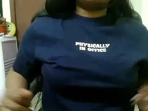 mahi_81 on StripChat