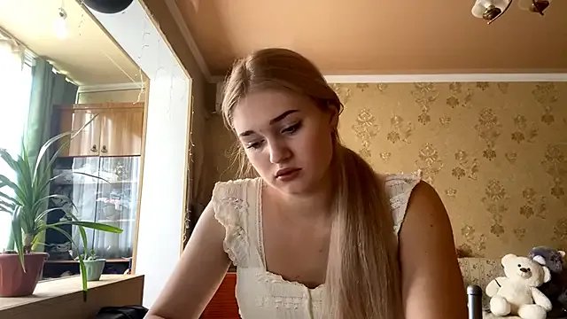 Malley_Saunds on StripChat