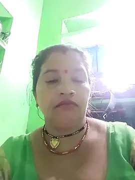 Manavi_x on StripChat