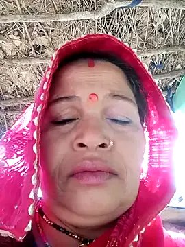 Manavi_x on StripChat