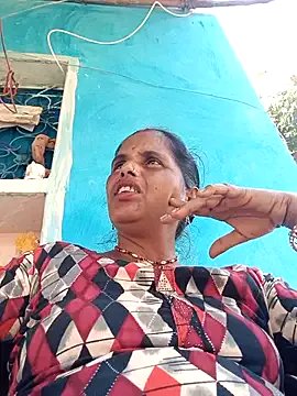 Manvi_hote on StripChat