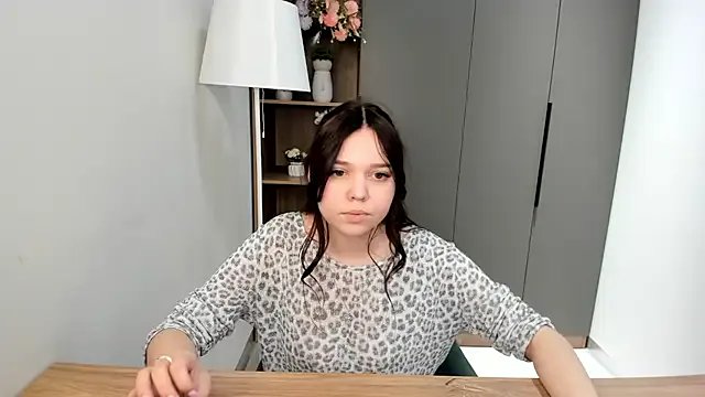 ManyMercuri on StripChat