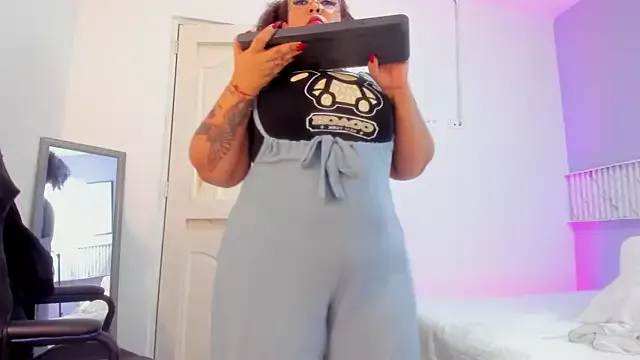 Offline MaraaSweett on StripChat