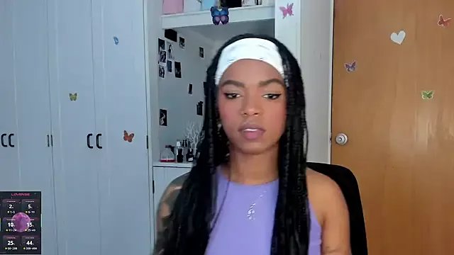 Marce_22 on StripChat