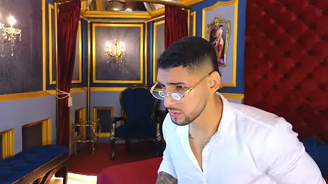 Offline MarcoVitto on StripChat