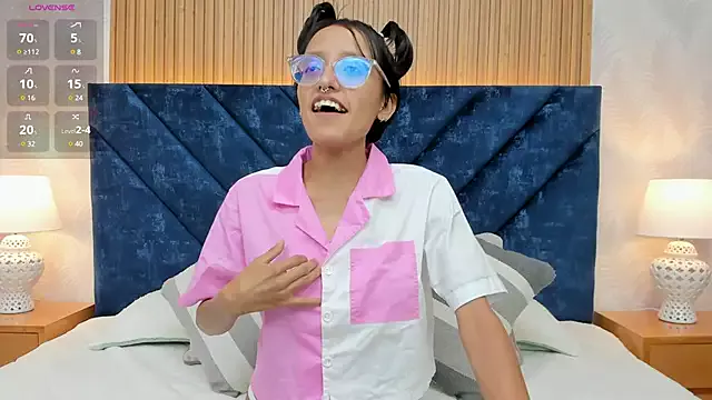 Offline Marge_lasander on StripChat