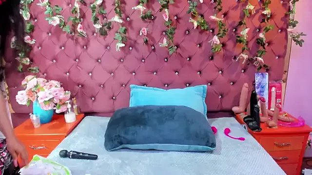 Offline Mariana_Prin on StripChat