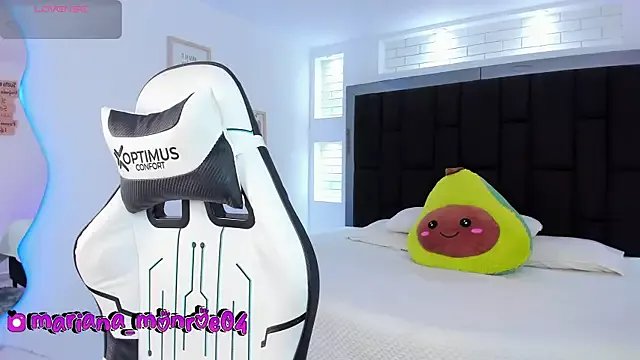 Marianamonroe_ on StripChat