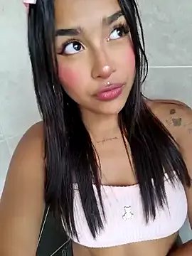 Mariangel_11 on StripChat