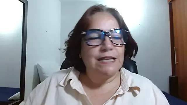 Offline MARIANMILLS__ on StripChat