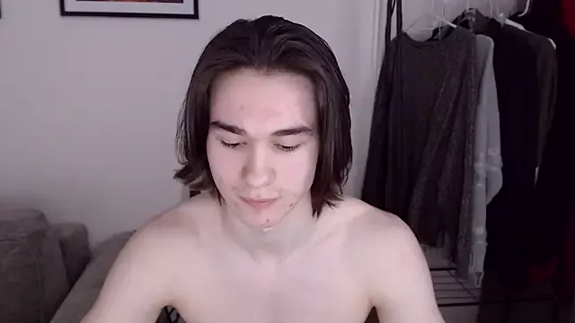 Offline MarkusDean on StripChat