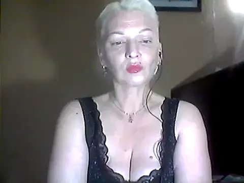 MaryJane441 on StripChat