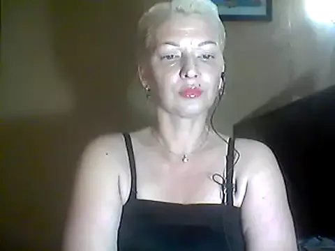 MaryJane441 on StripChat