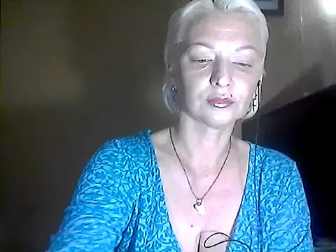 MaryJane441 on StripChat