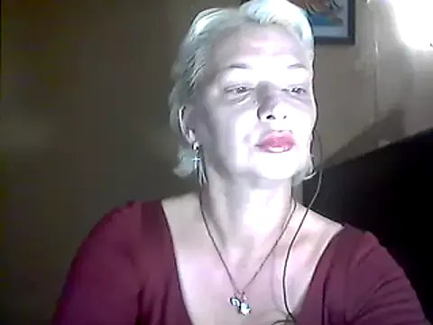 MaryJane441 on StripChat