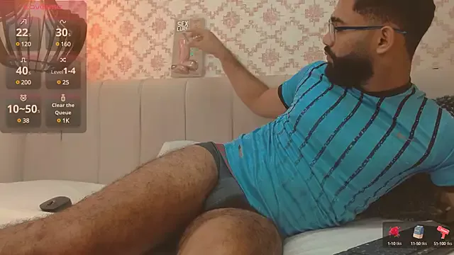 Offline MattewRey on StripChat