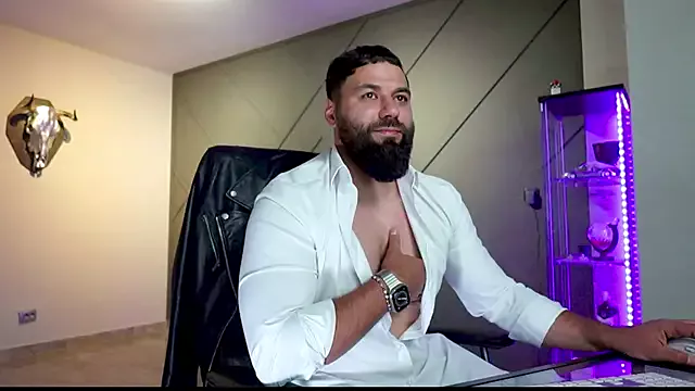 Offline mattmasterss on StripChat