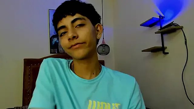 Matty_Sparkk on StripChat